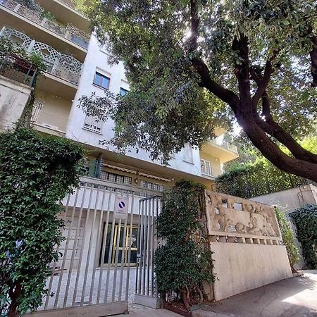 Aventino Contemporary Apartment Рим Екстериор снимка