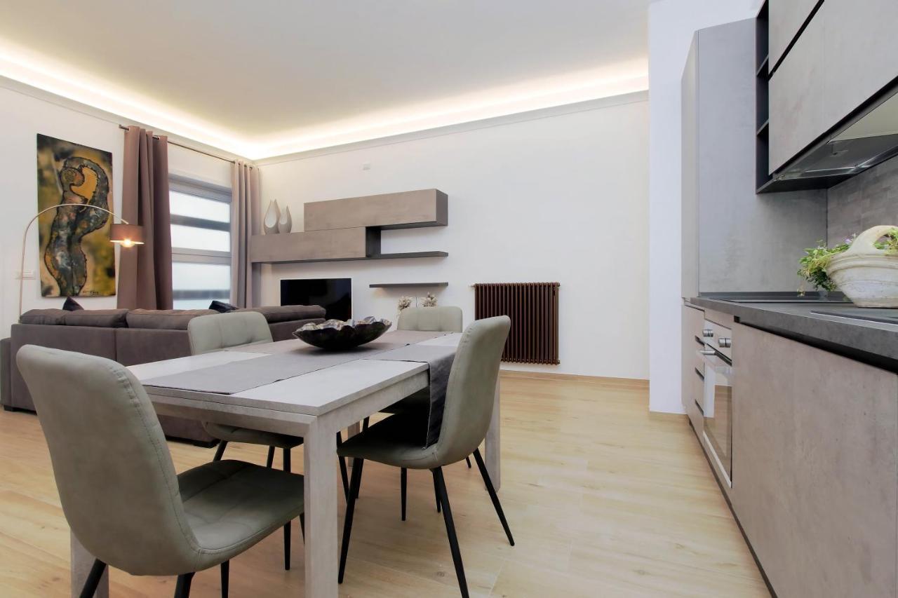 Aventino Contemporary Apartment Рим Екстериор снимка
