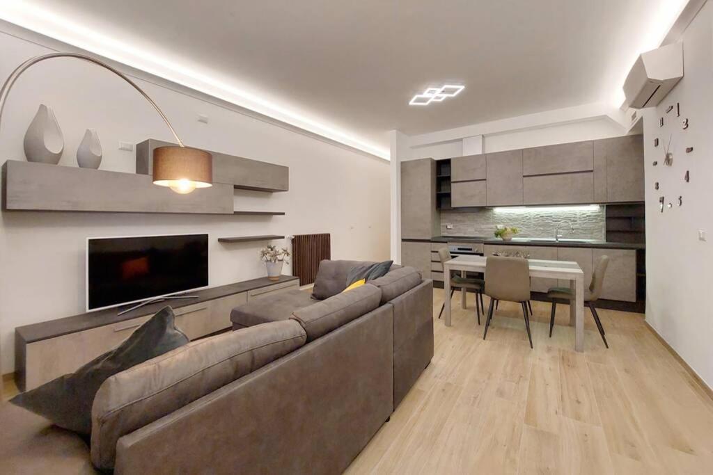 Aventino Contemporary Apartment Рим Екстериор снимка
