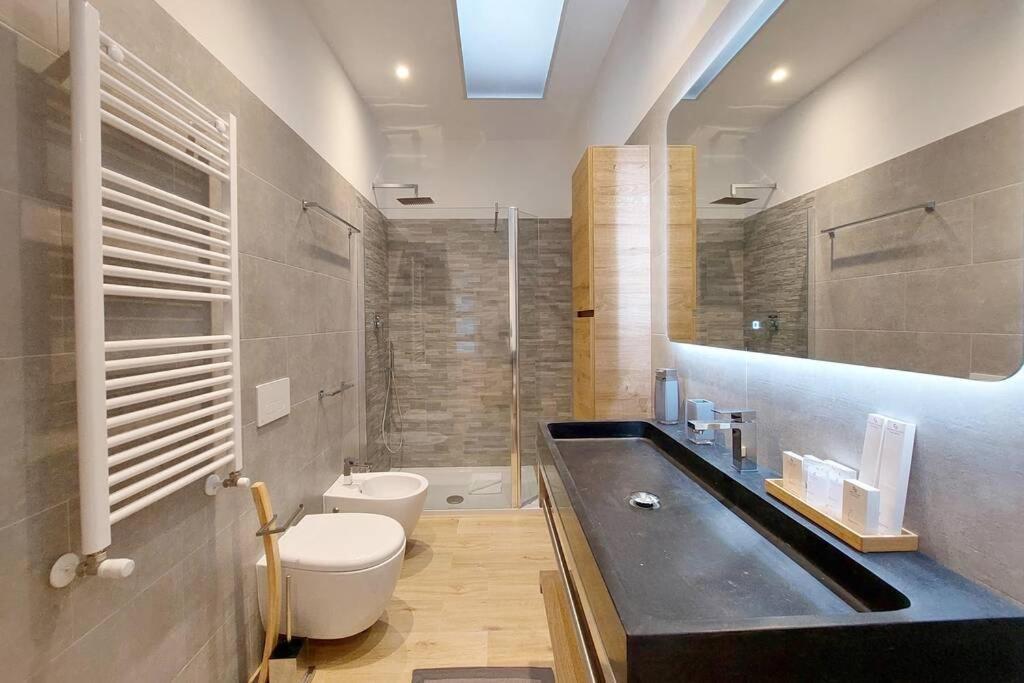 Aventino Contemporary Apartment Рим Екстериор снимка