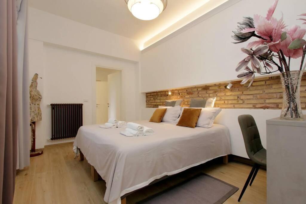 Aventino Contemporary Apartment Рим Екстериор снимка