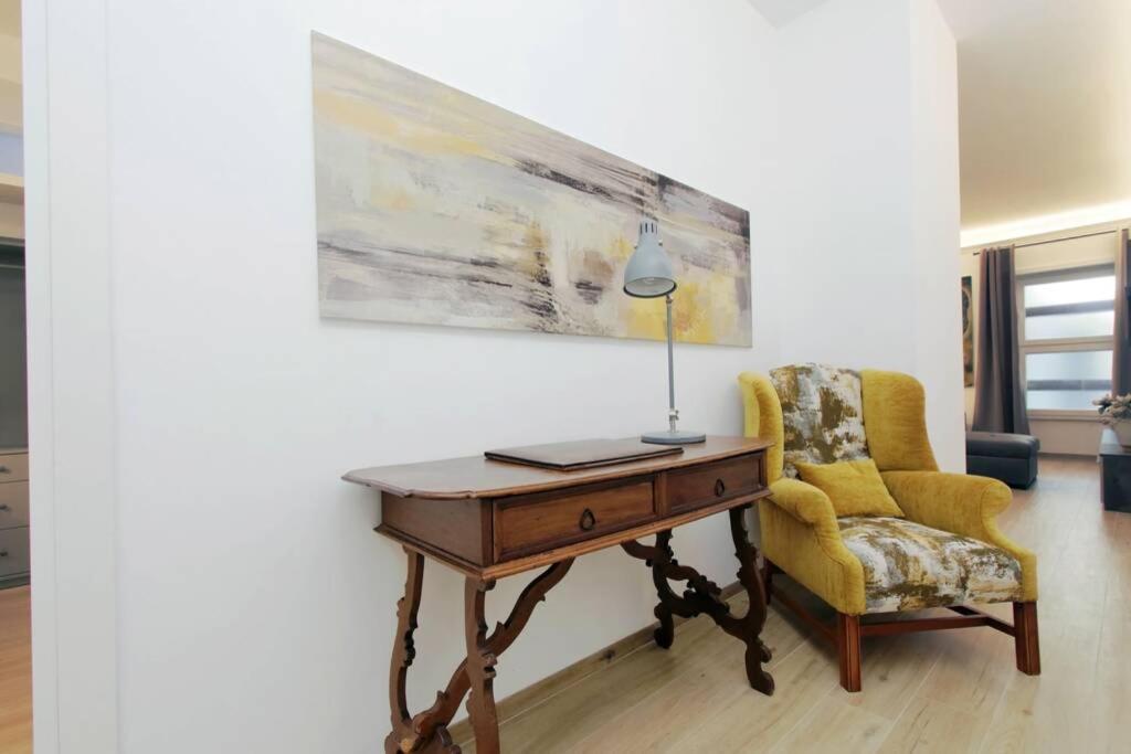 Aventino Contemporary Apartment Рим Екстериор снимка