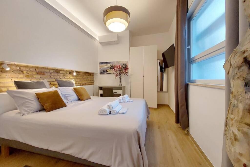 Aventino Contemporary Apartment Рим Екстериор снимка