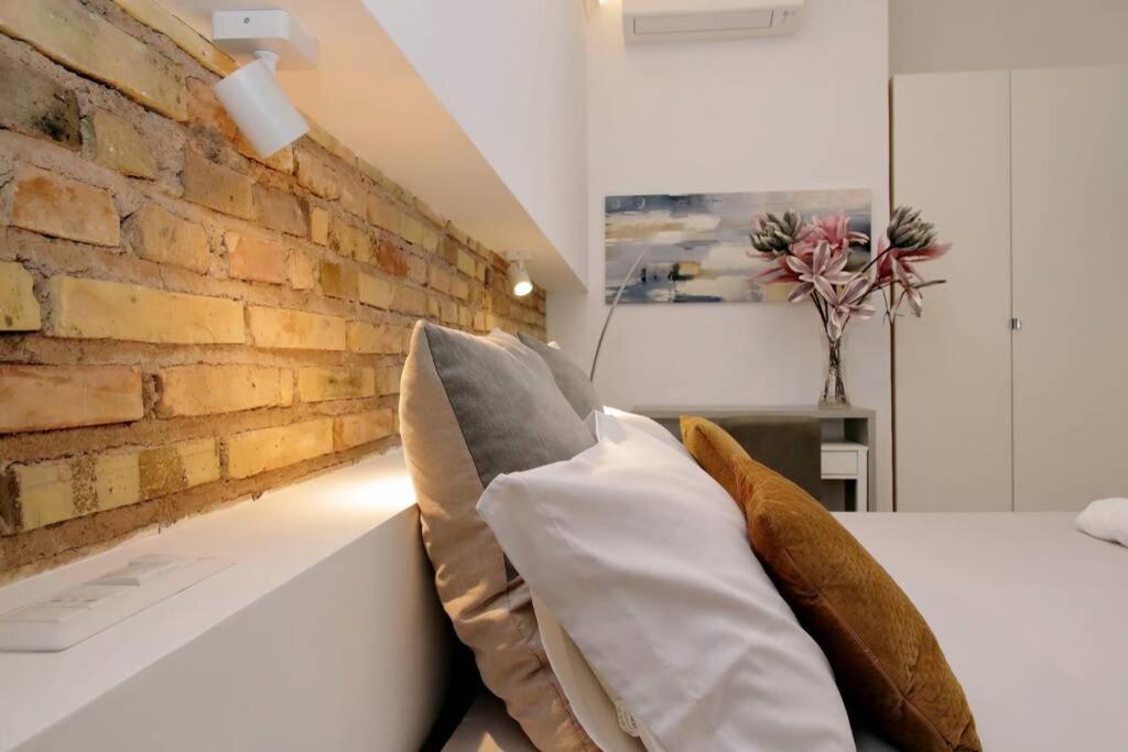 Aventino Contemporary Apartment Рим Екстериор снимка