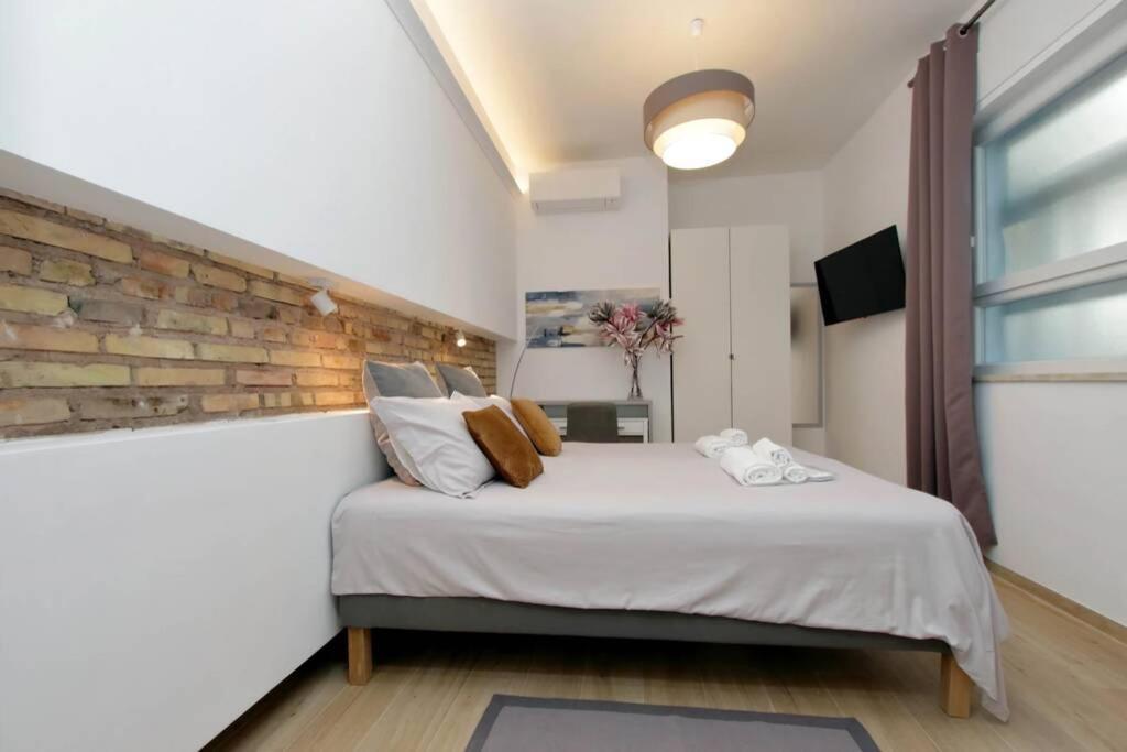 Aventino Contemporary Apartment Рим Екстериор снимка
