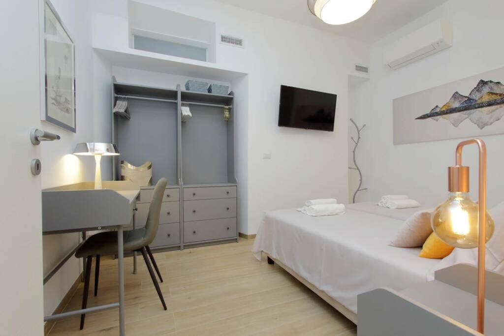 Aventino Contemporary Apartment Рим Екстериор снимка